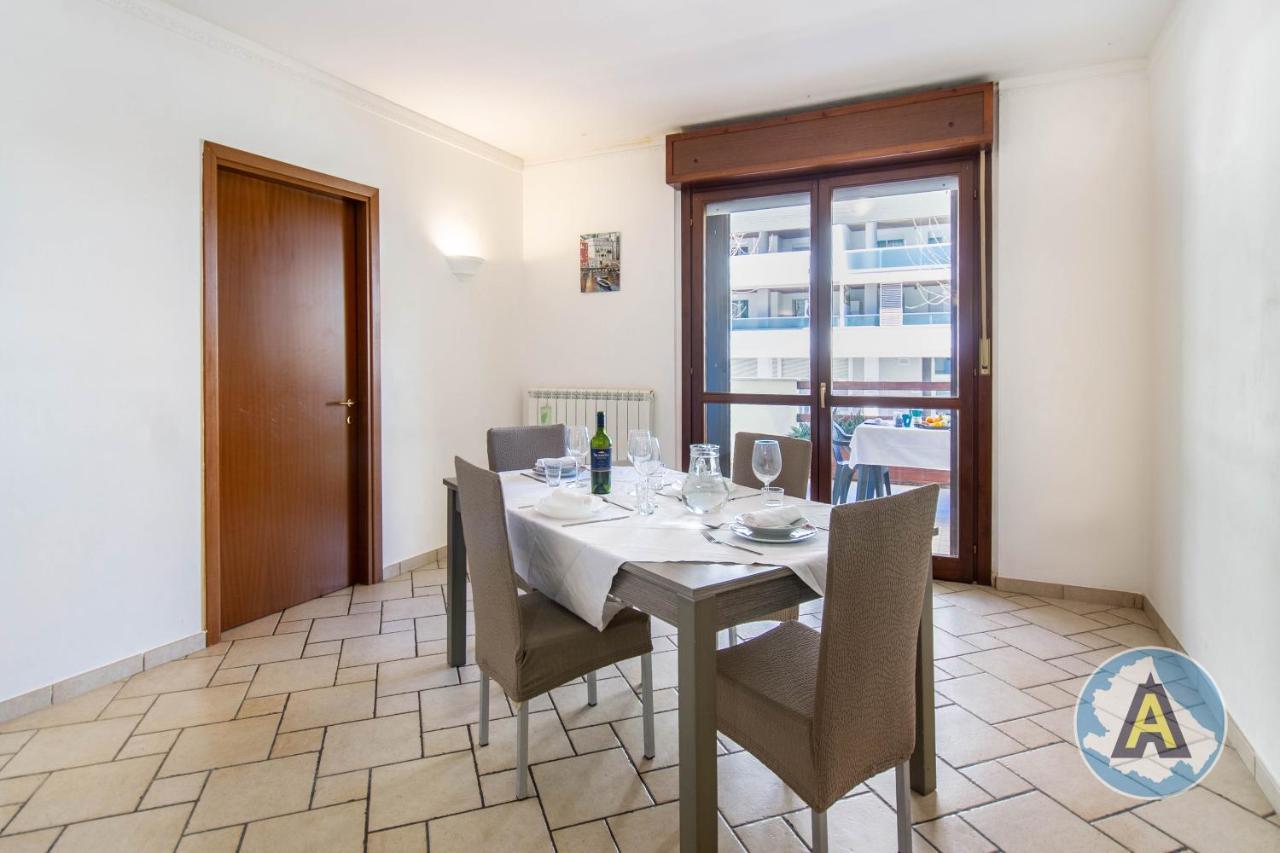 Luminoso A Due Passi Dal Mare 51A Apartamento Montesilvano Marina Exterior foto